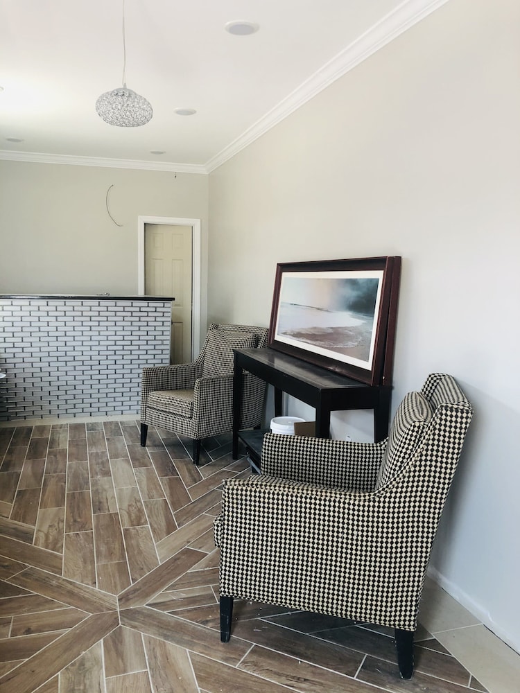 Wildwood Vacations - Coastal Sands Inn - Property Image 1