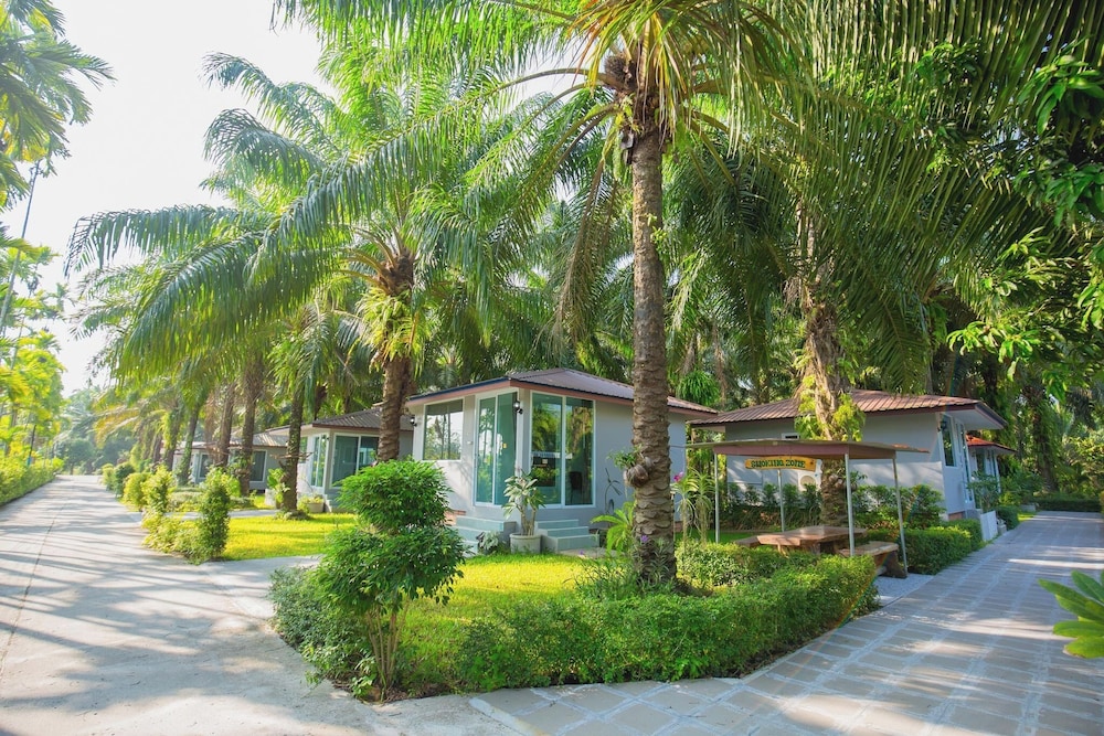 The Neenlawat Riverside Resort & Spa