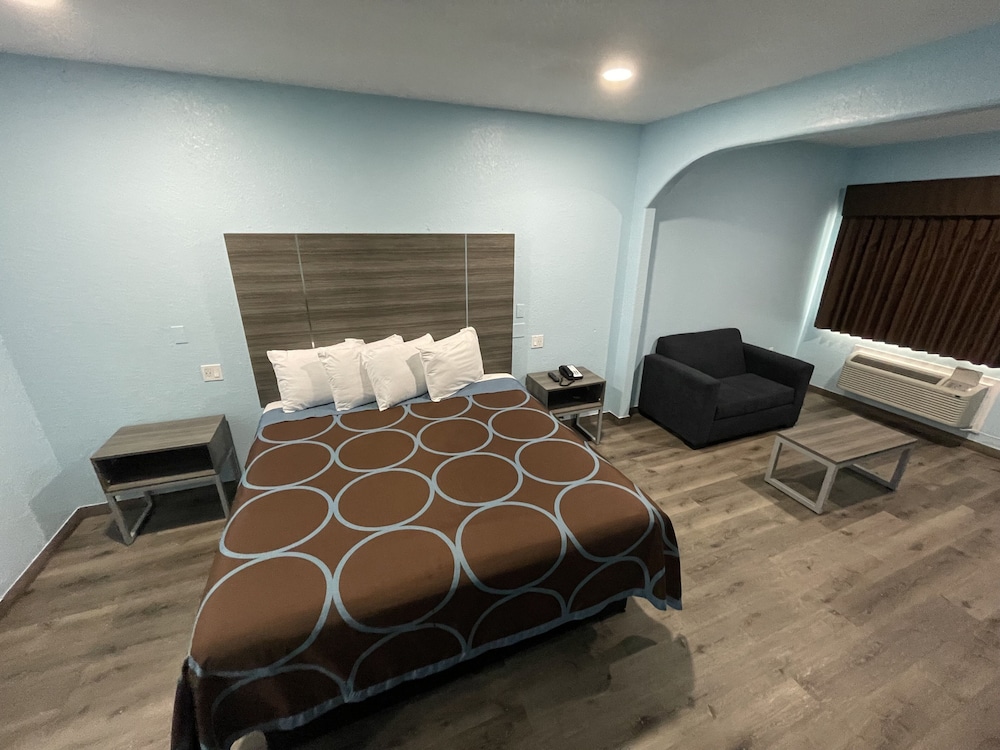 Super Stay Inn and Suites - Property Image 14