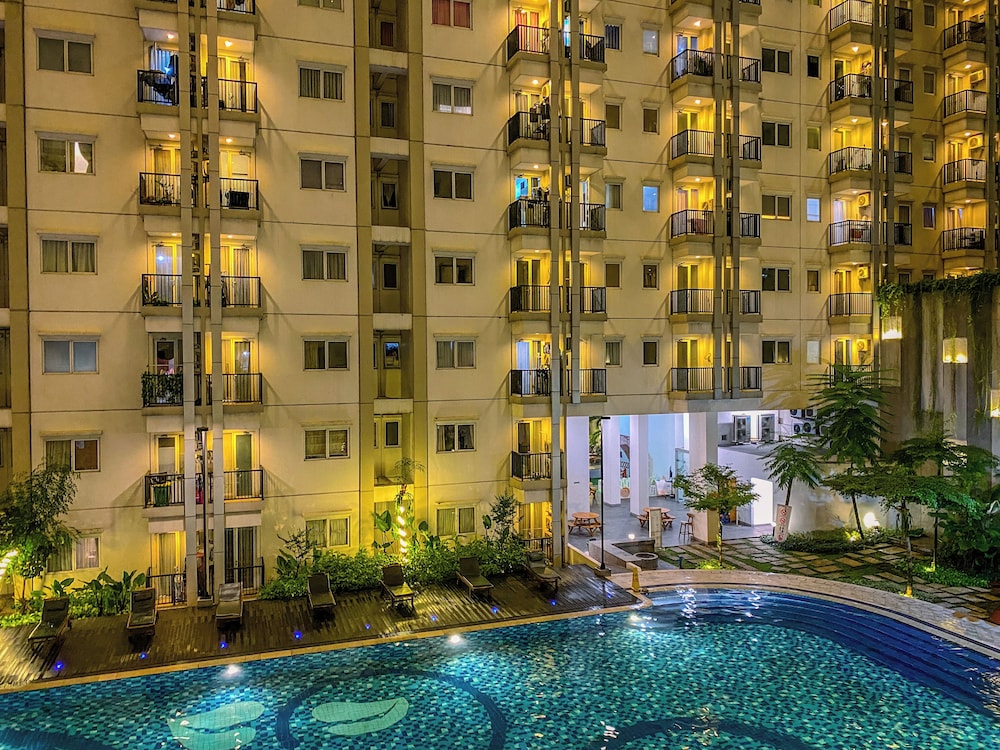 2Br Near Lrt Station At Signature Park Grande Apartment