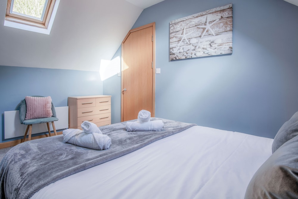 Tor Bay Cottage - 1 Bedroom - Parkmill view 3