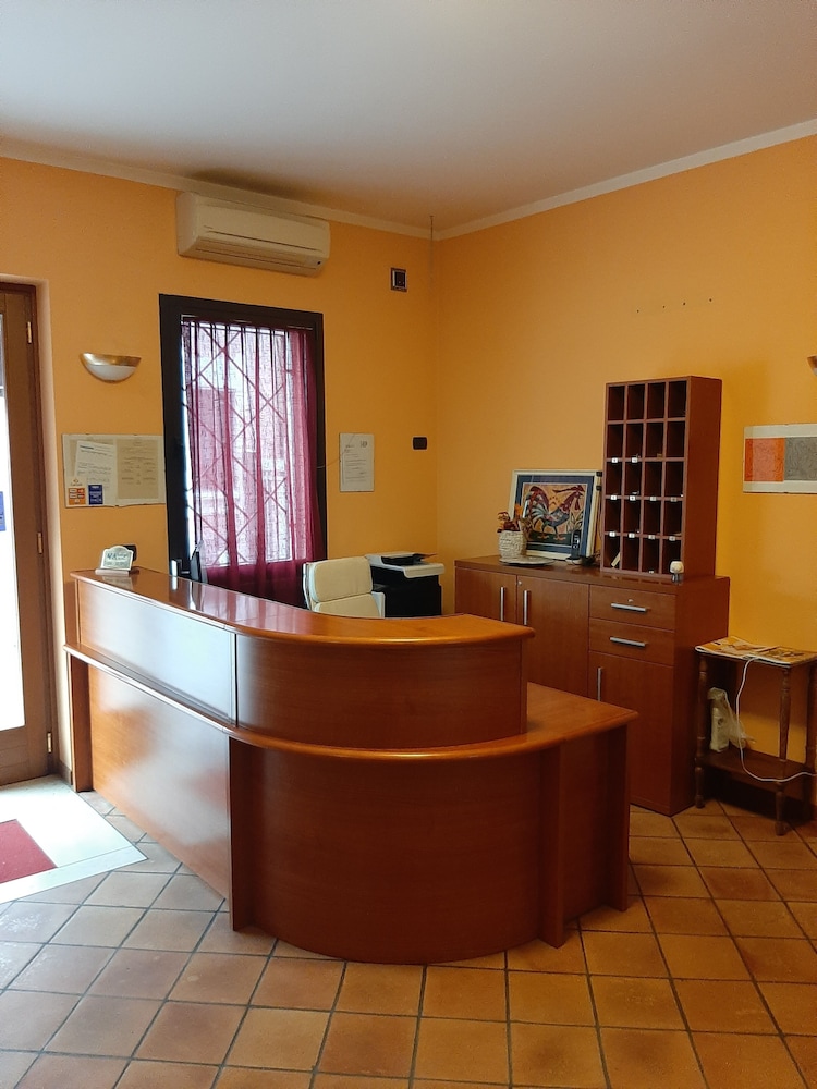Albergo al Gallo view 2