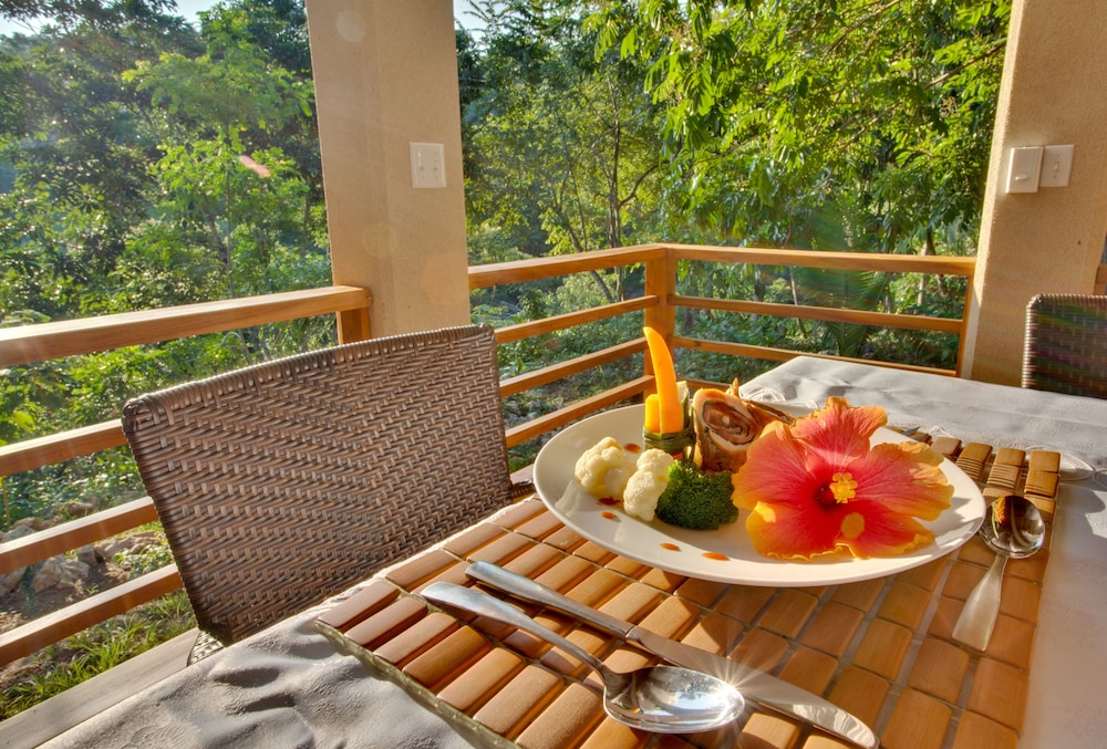 Belize Vacations - Mystic River Resort - Property Image 2