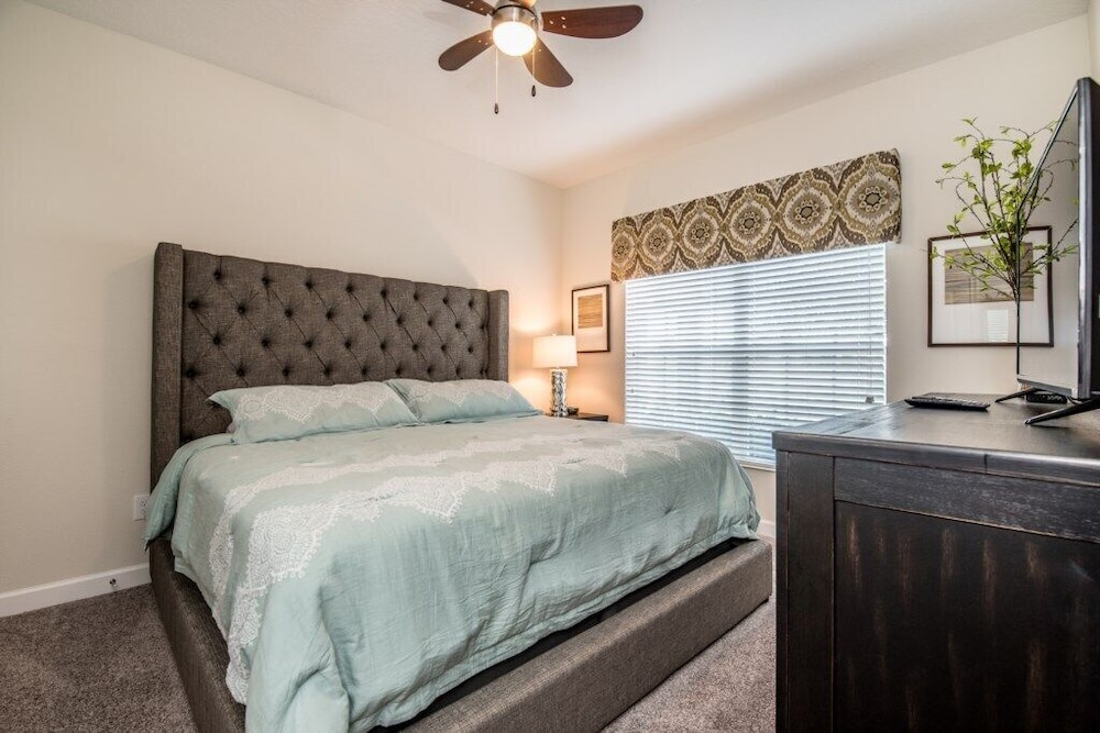 4813cs 4 Bedroom Townhouse by Redawning - Image 2