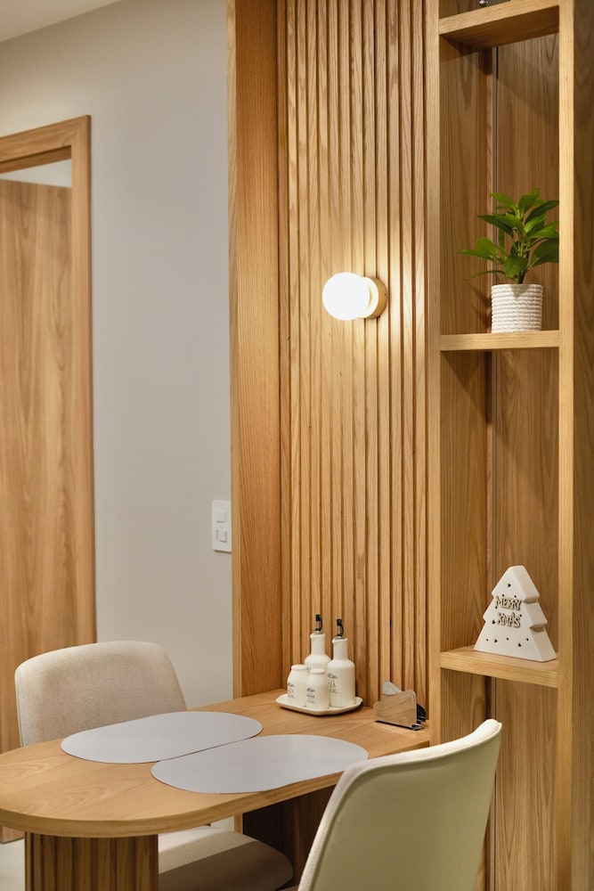 ADN Apartments and Studios