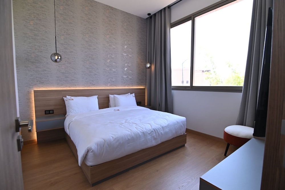 La villa luxury suites