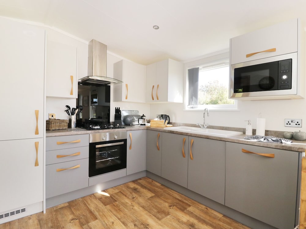 Beech Tree Lodge view 5