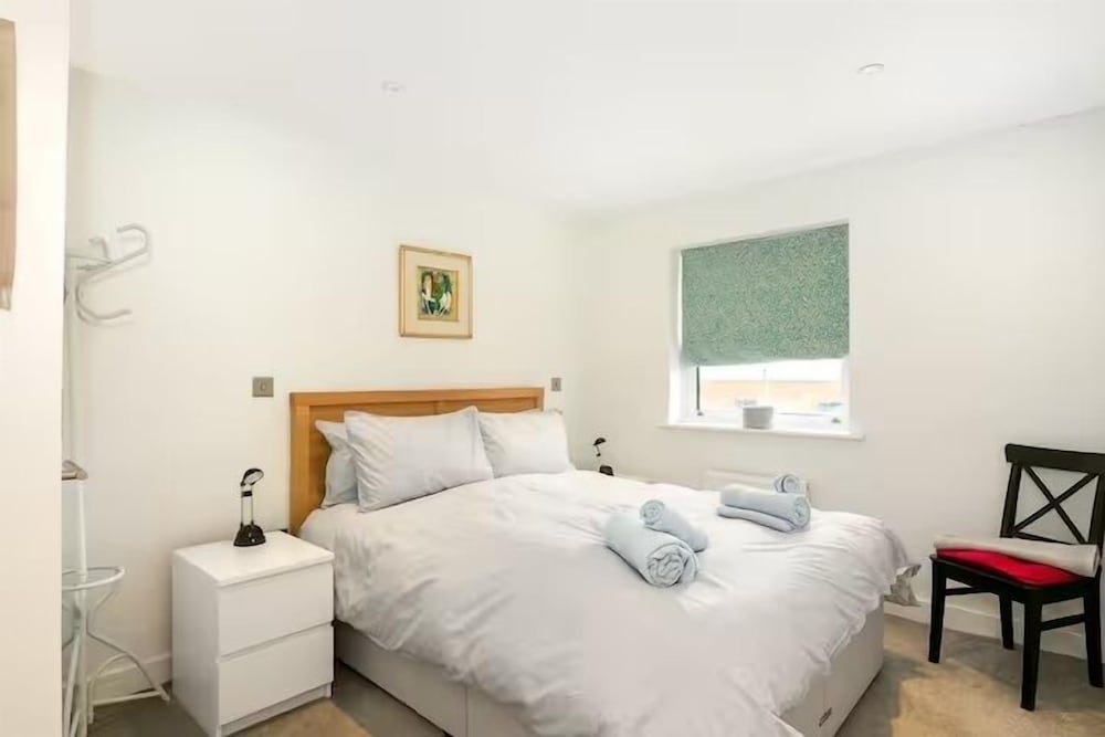 Cosy 3 Bedroom Home  Bicester Village