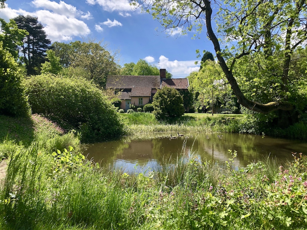 Rectory Farm Cottage, Rougham