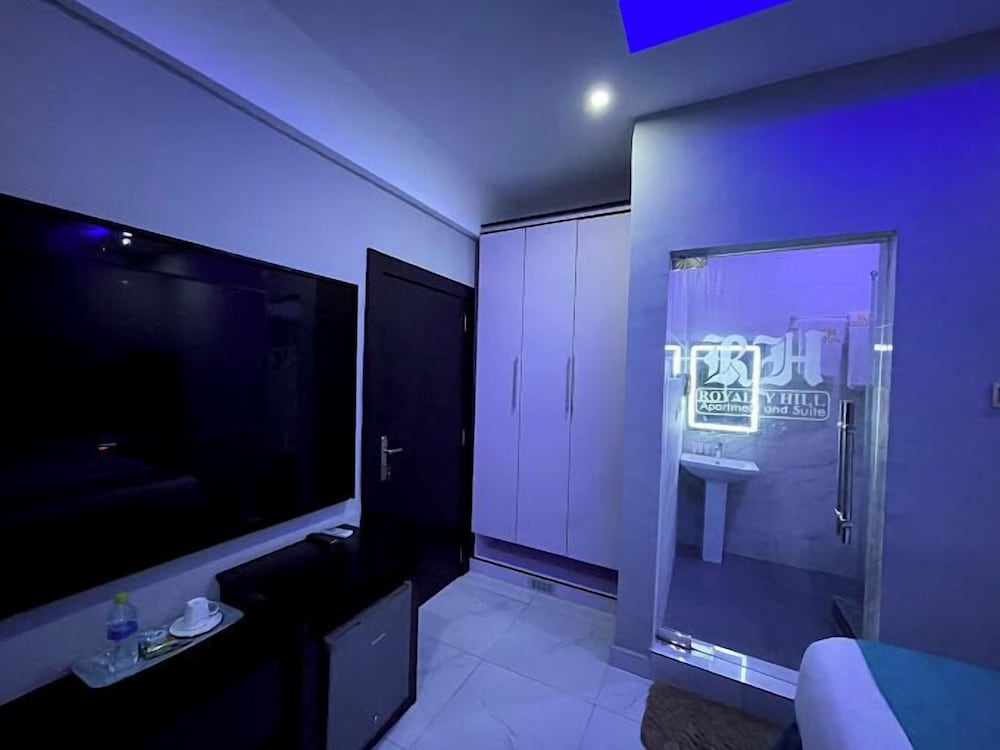 Royality Hill Apartment and Suites view 5