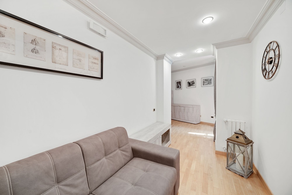 Peroni Apartment