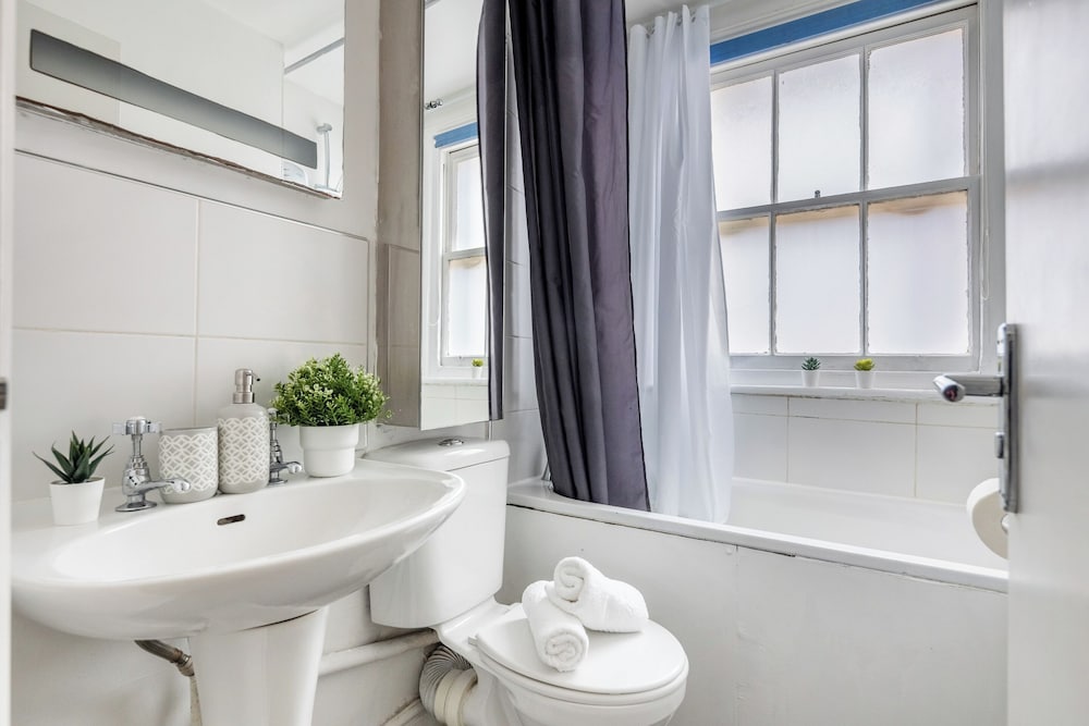 Stylish Holborn 2BR in Bloomsbury Hub