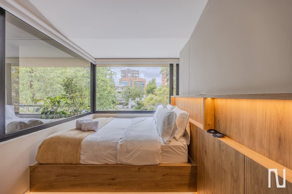 NOK Stylish 3BR Apartment w Terrace in Zona Rosa