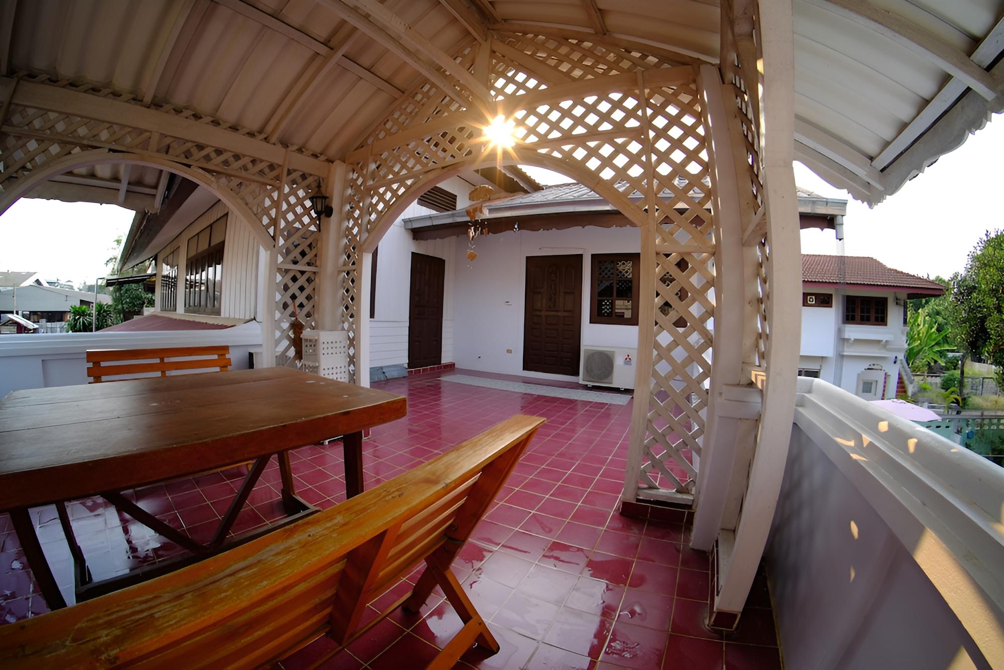 Baanrapeepong Boutique Hotel