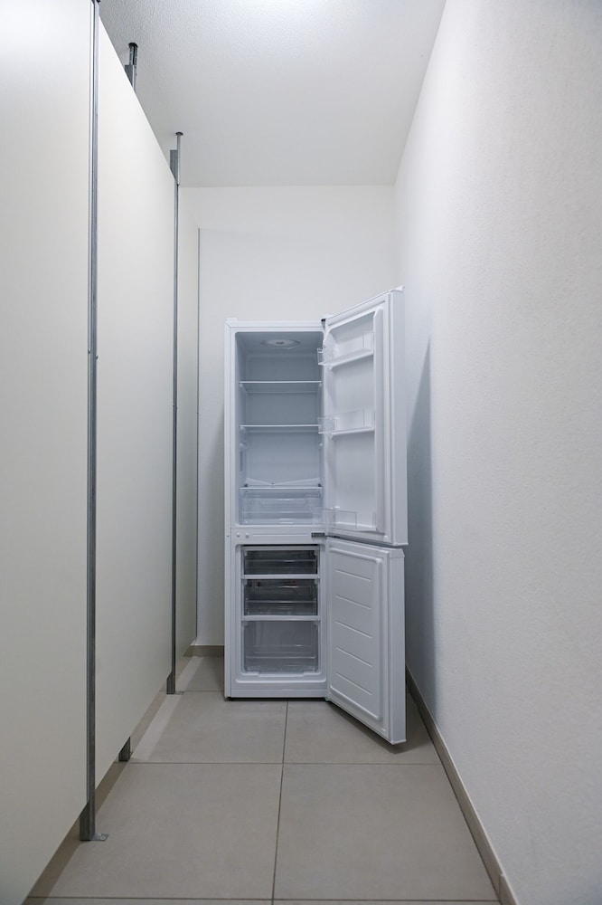 Lugano Suite Modern Concept 5