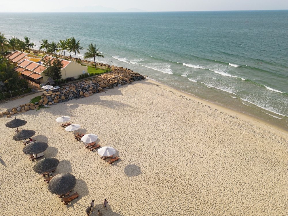 Victoria Hoi An Beach Resort & Spa