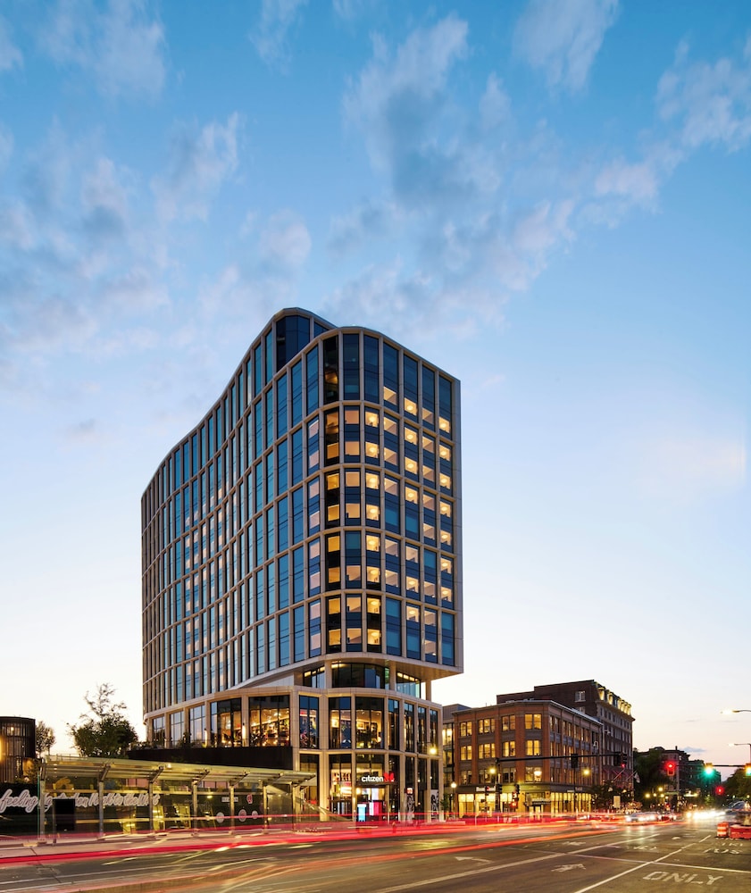 citizenM Boston Back Bay 39