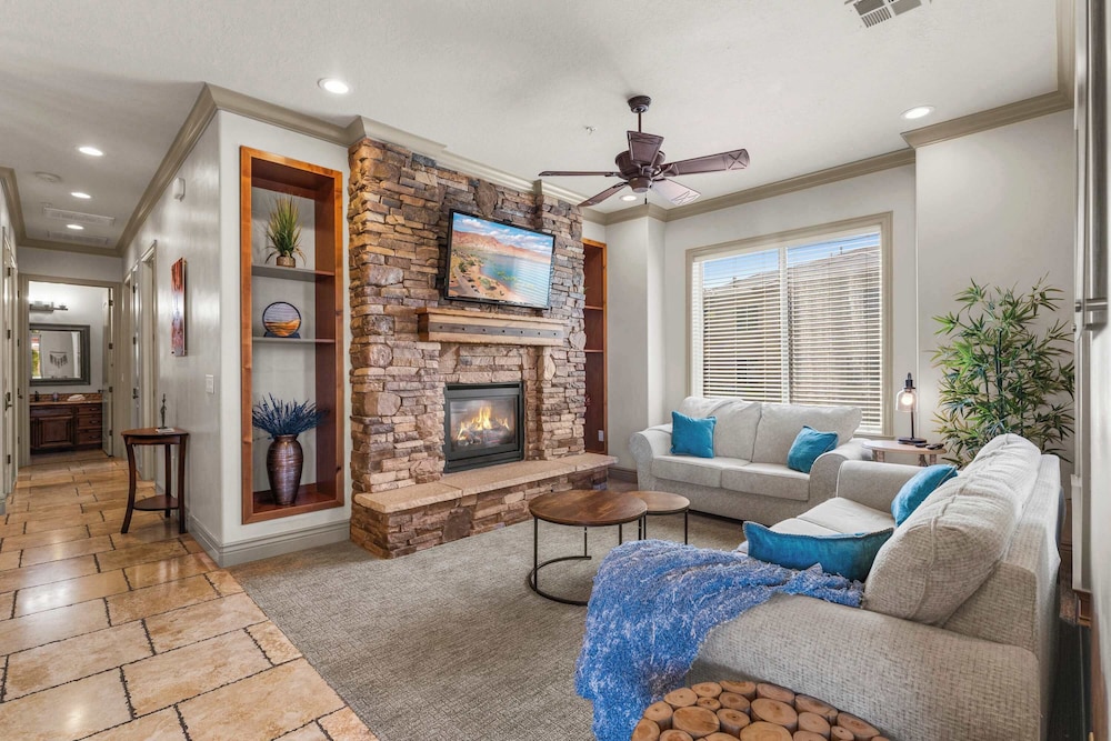Sunset Vista - Amazing Views - Pet Friendly!