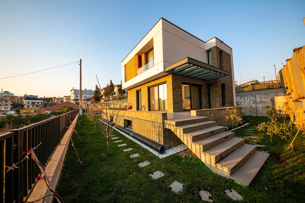 Villa Antonia