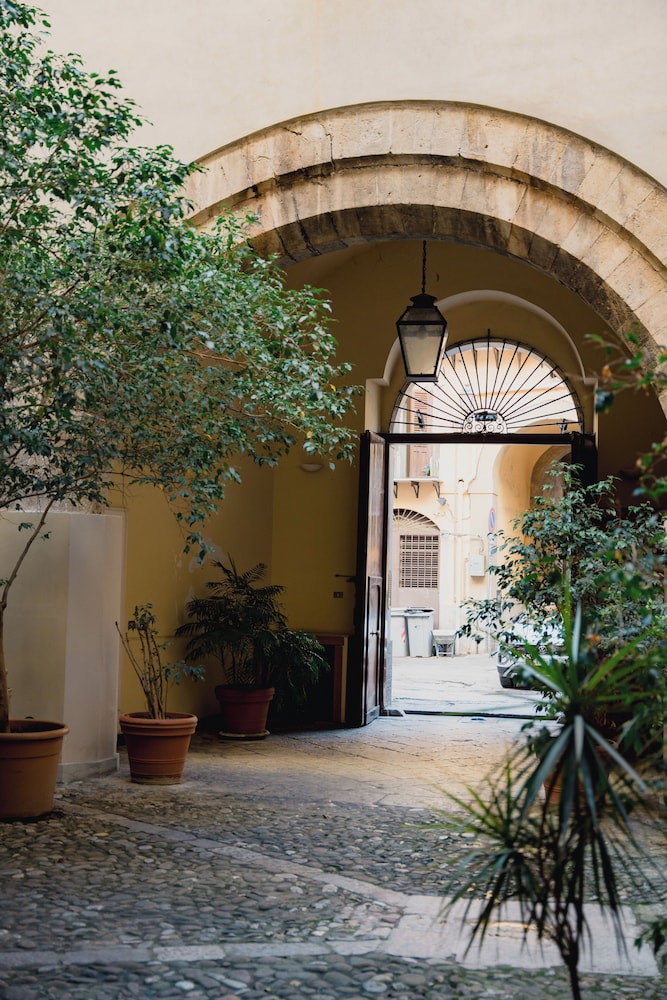 Santa Sofia con Terrazza by Wonderful Italy