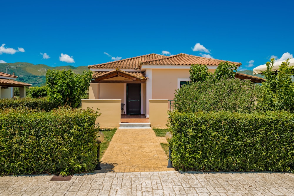 Giannoulis Village