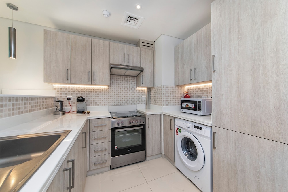 New 1BR with beautiful sea view