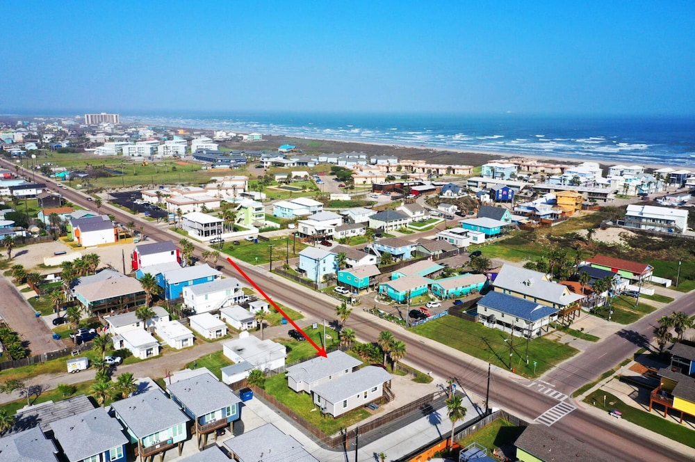 Kenna s Kabana by Avantstay 2 Blocks to Beach