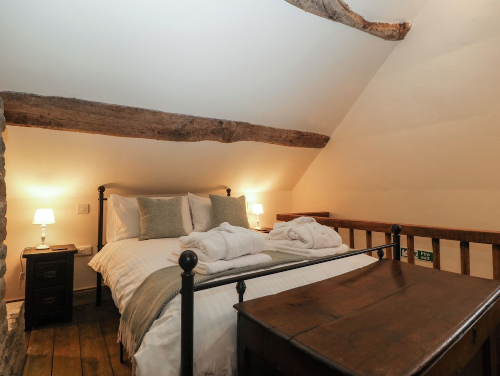 Evenjobb Court Farmhouse