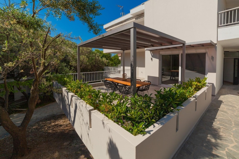 Althea Suites 3 by Travel Pro Services view 5