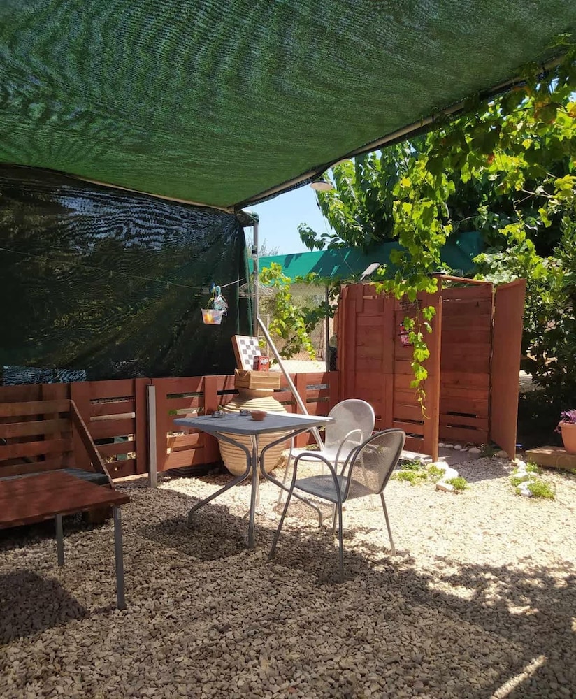 Marina s Holiday Retreat in Romanos