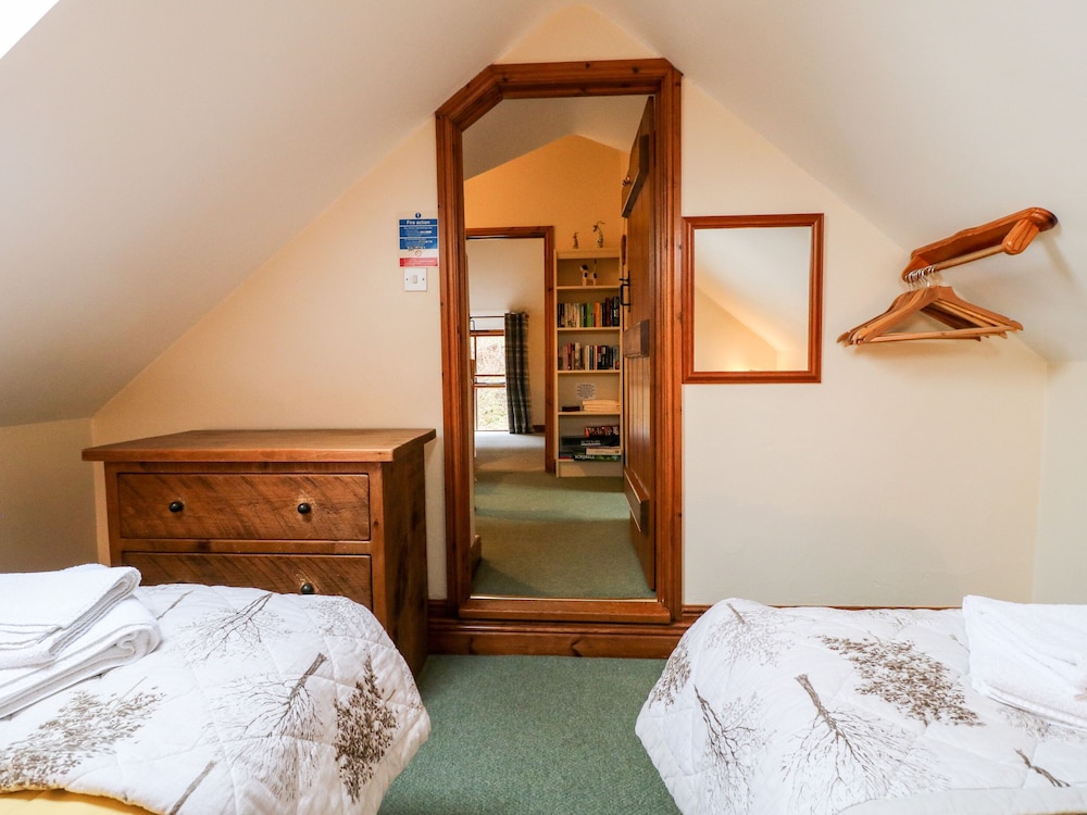 Oak Tree Cottage