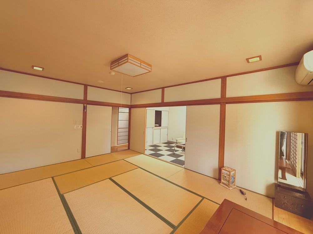 Kaederesort Kinugawaonsen