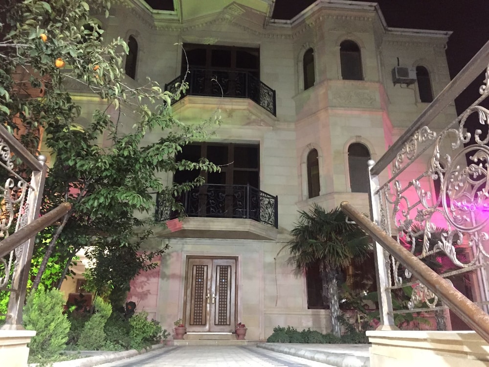 Baku entire villa