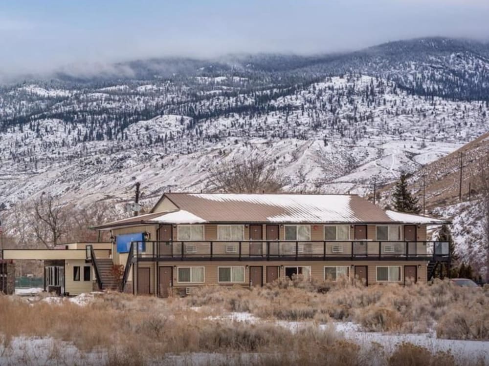 Riverside Motel