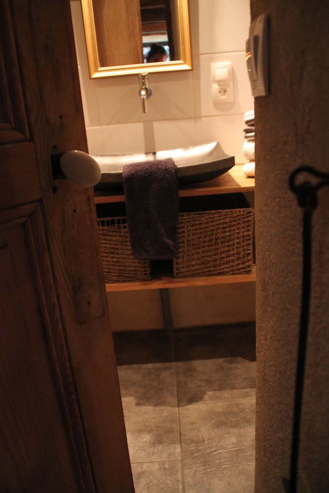 Photo 42