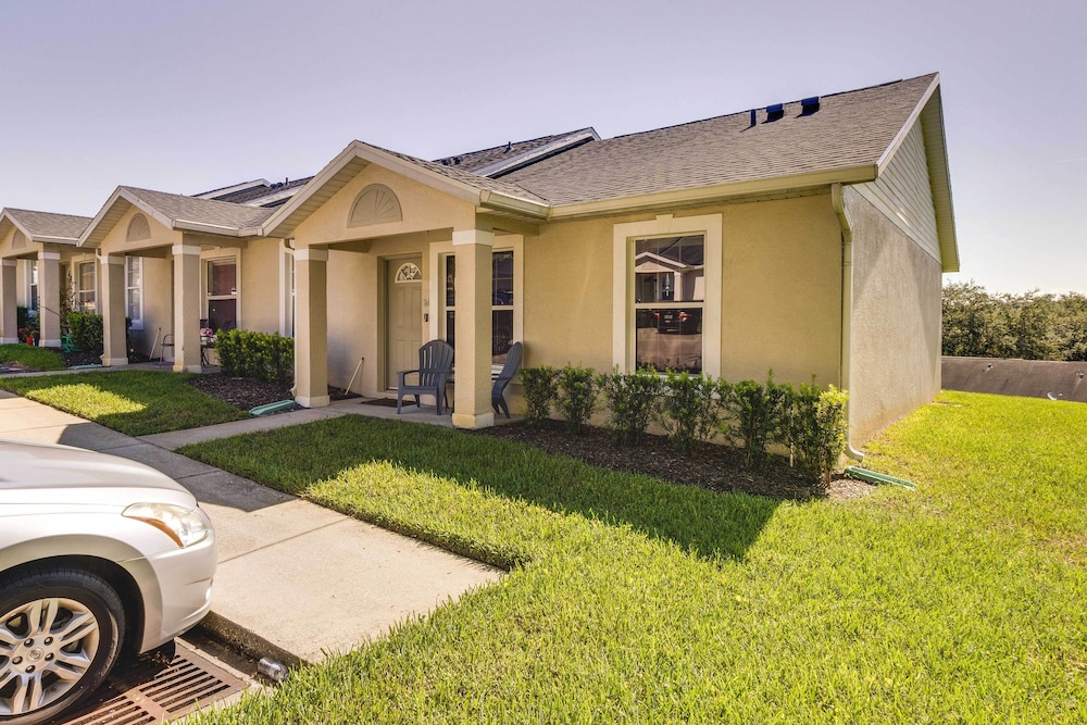 Clermont Vacation Rental w/ Community Pool! view 3