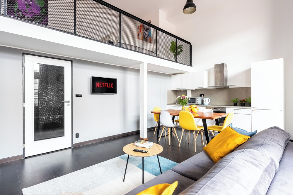 Apart loft hotel in Karlin