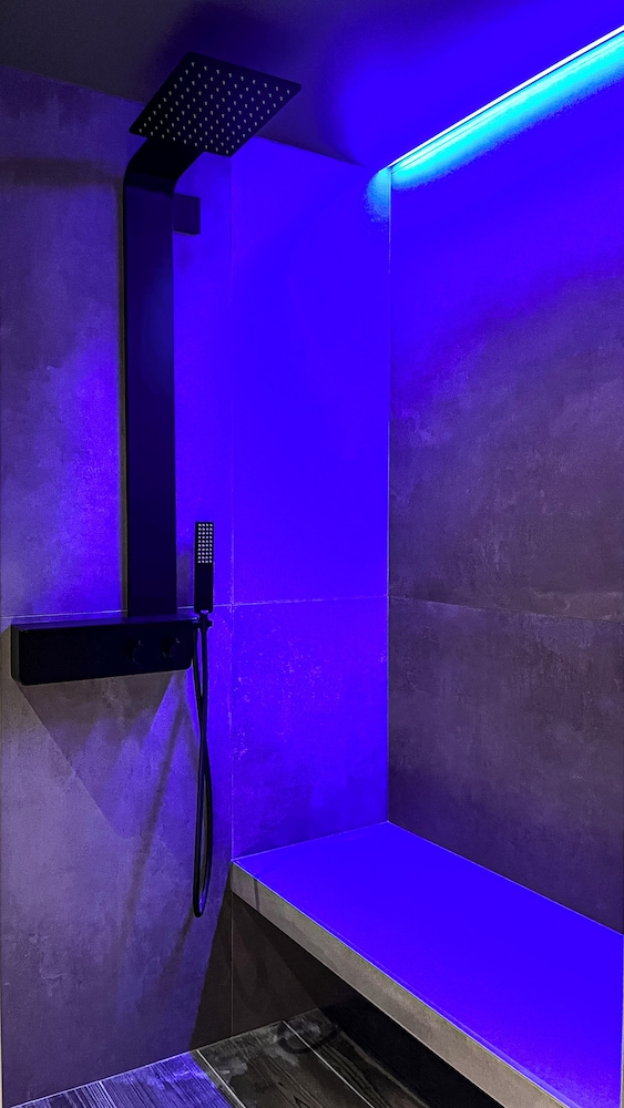 Agarthi Suites