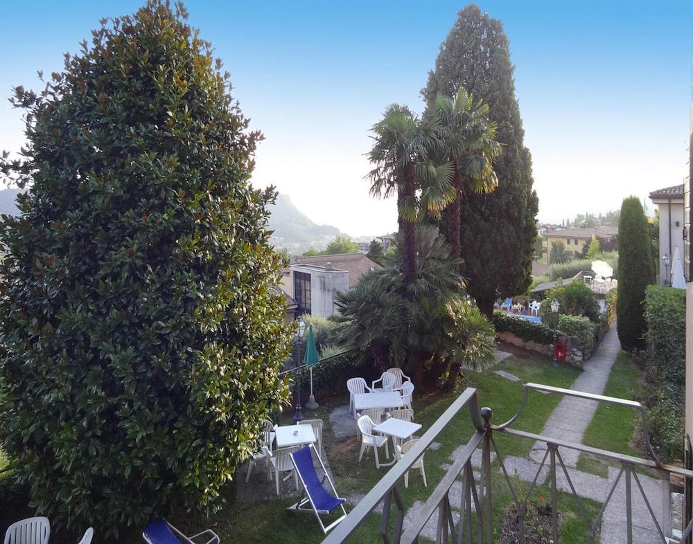 Residence La Filanda in Costermano photo 4