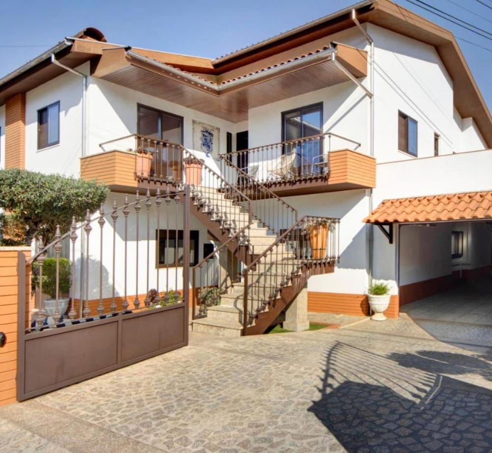 Private Pool Villa 20min by Porto