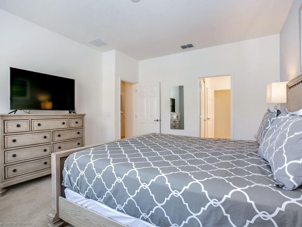 Gorgeous 9bd In The Solterra Resort! 9 Bedroom Home by RedAwning view 3