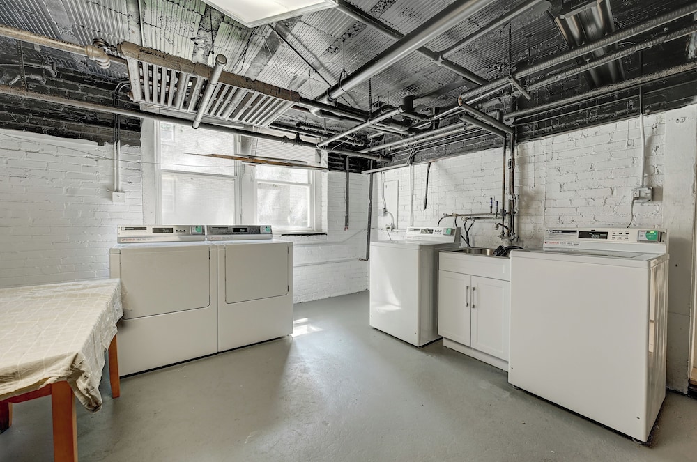 ROVE LIVING/KB - Prospect