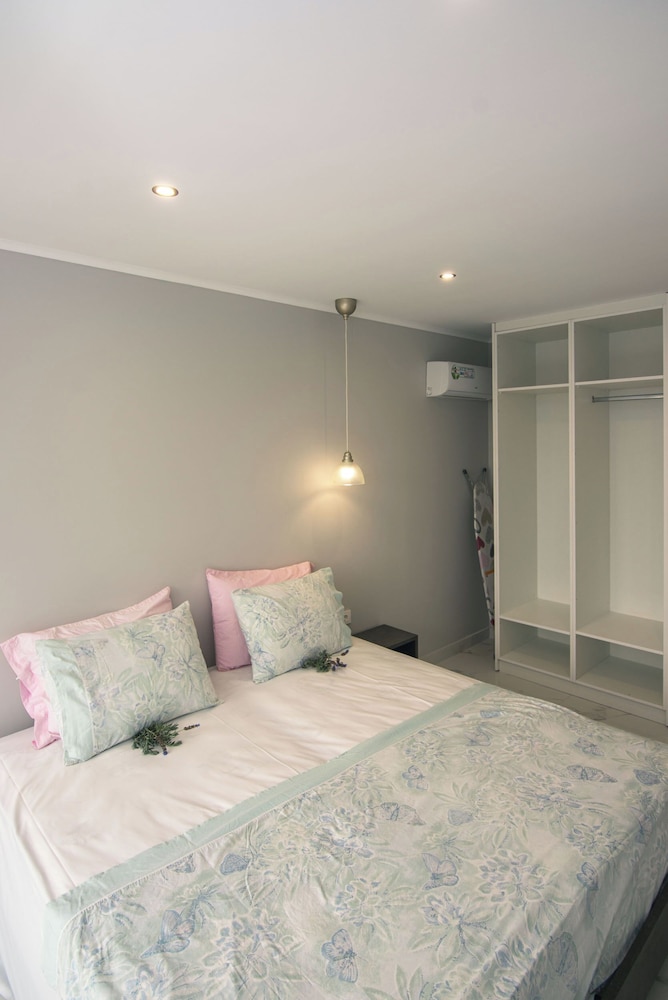 Gigi Star Luxury ApartVilla with Pool, Sea View