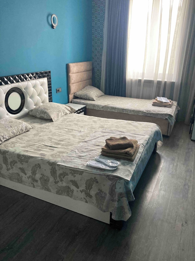 Apartment on Komitas Ave