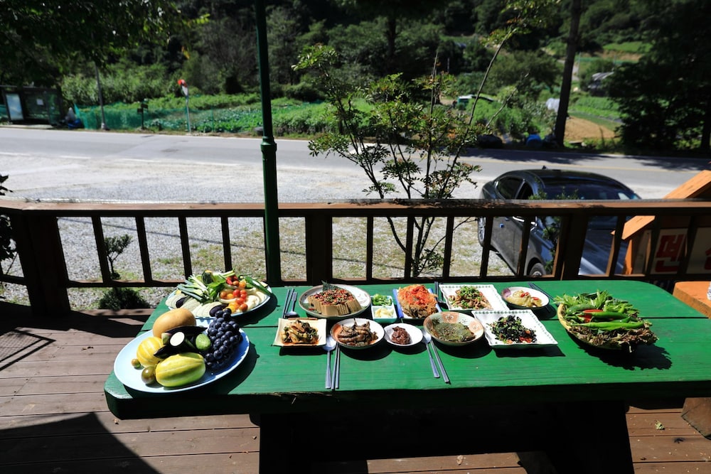 Wonju Chiak Mountain Club Pension