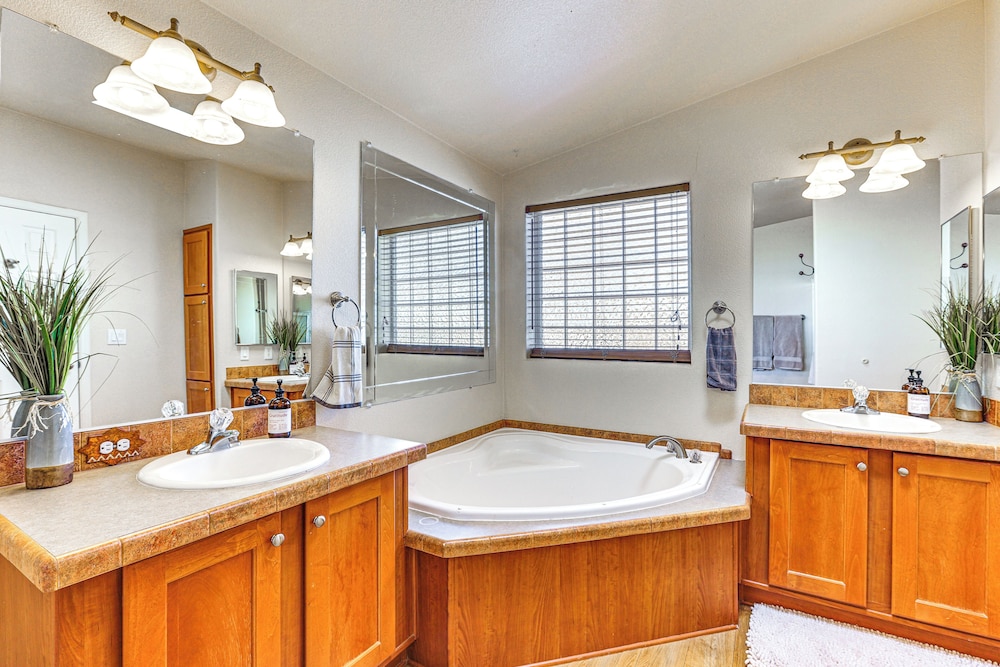 Morristown Home w/ Private Pool & Covered Patio!