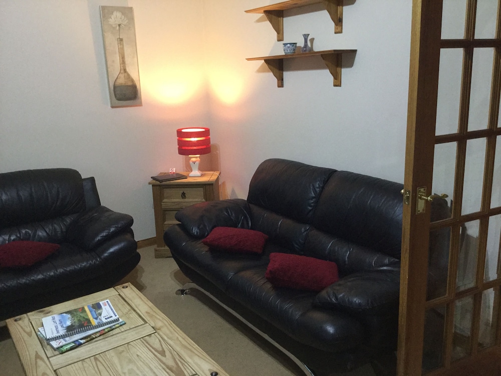 Inverness Apartments - Glen View