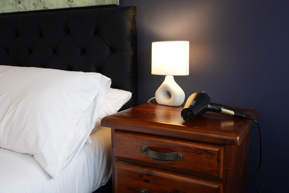 5-bedroom Home - Sleeps 16 - Ideal for Groups
