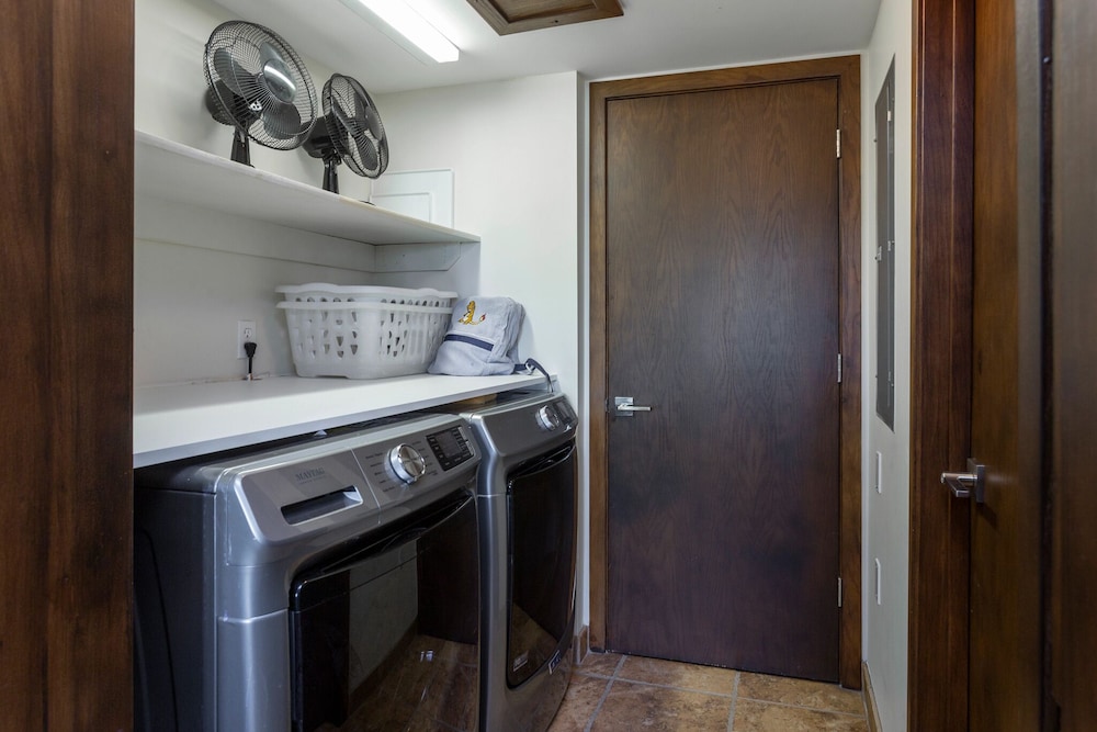 Stag Lodge at Deer Valley Resort - Three Bedroom Residence with Spa #9 3 Condo