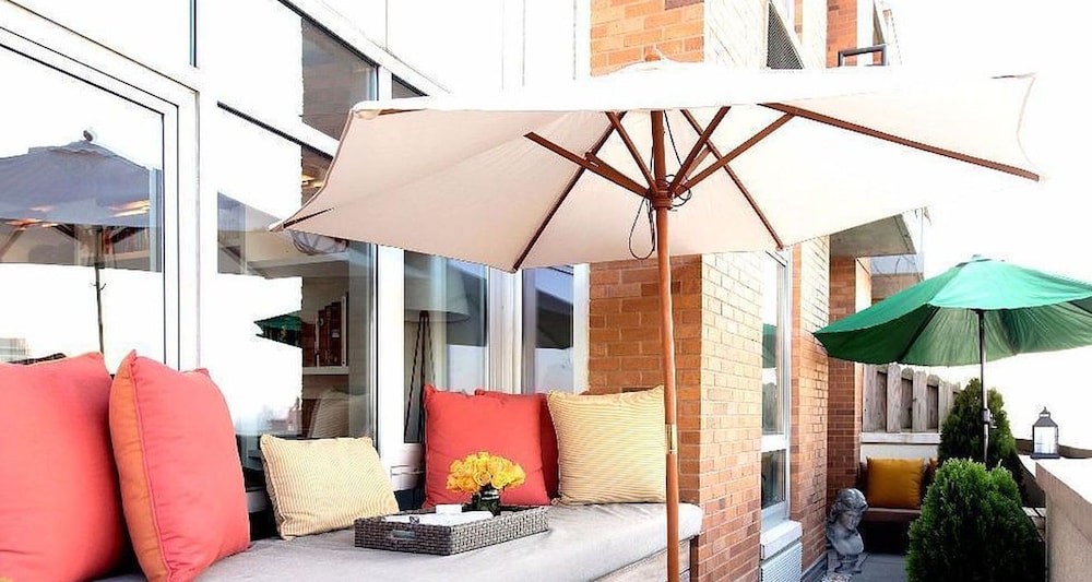 Bayard Terrace by Rove Condo w Outdoor Spaces
